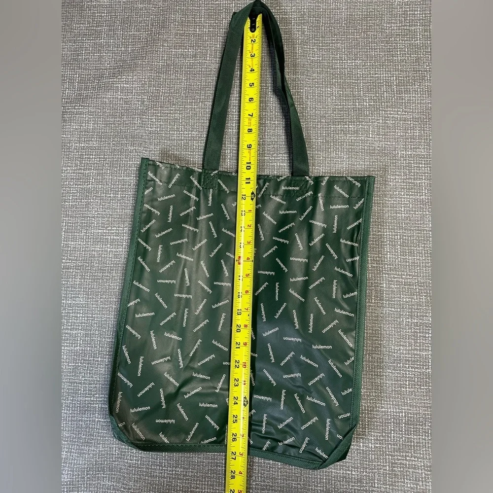 Lululemon Large recyclable reusable tote shopping bag green/white
